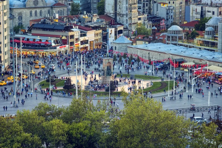 Istiklal Avenue